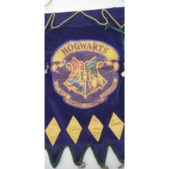 VTG Hallmark Harry Potter Ornaments and Hogwarts Crest Ornament Display Banner - Picture 2 of 11